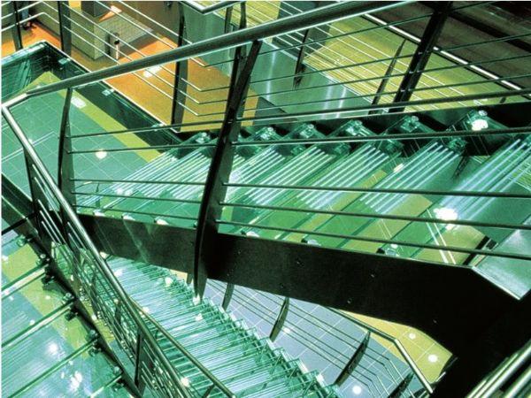 Vestri stratificati di sicurezza